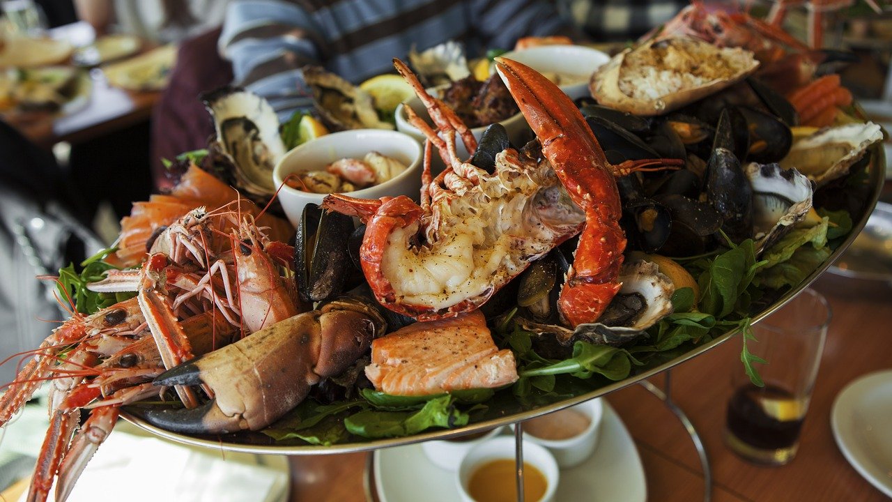 Ilustrasi hidangan seafood. (sumber: Pixabay)