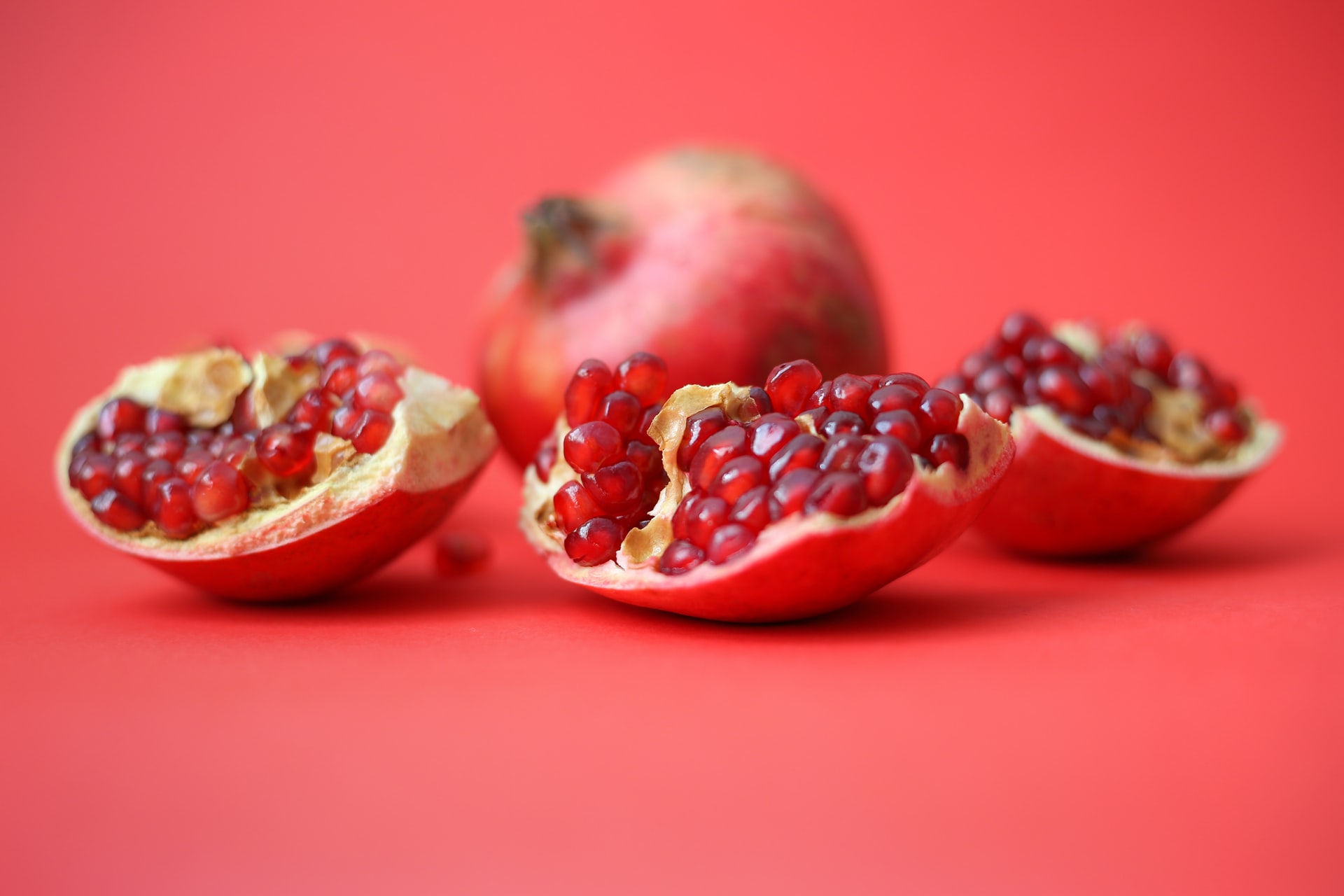 Ilustrasi manfaat buah delima. (Sumber: Unsplash)