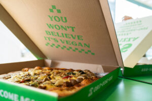 Tampilan pizza vegan dari Max's Pizza. (Sumber: Whiteboard Journal)