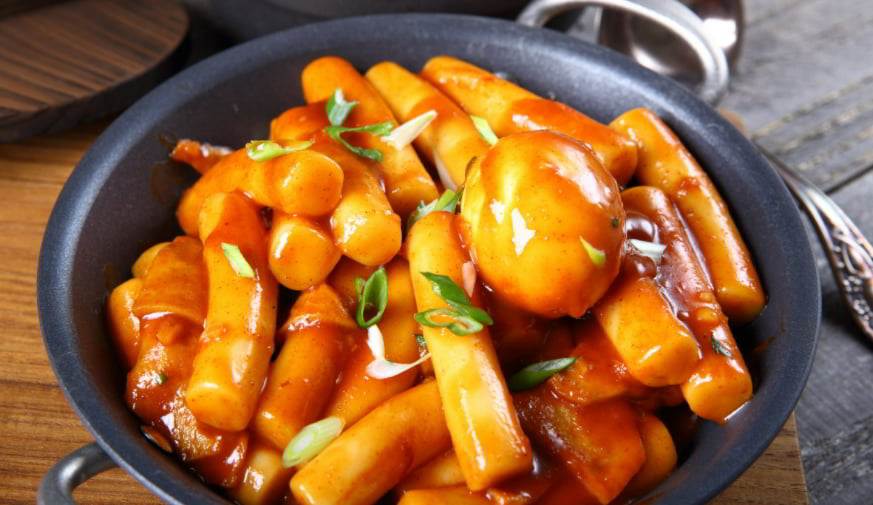 Ilustrasi Tteokbokki. (Sumber: Resep Kue Renyah)