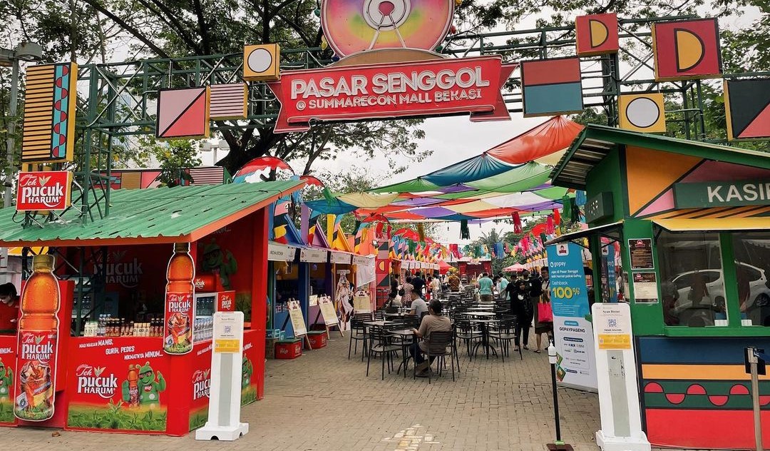 jajanan di Pasar Senggol Bekasi. (Sumber: Infobekasi.co.id)