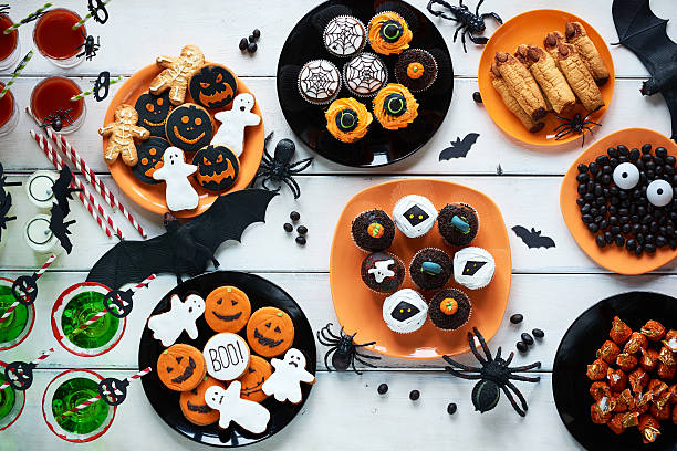 Ilustrasi makanan bertema Halloween. (Sumber: iStock)