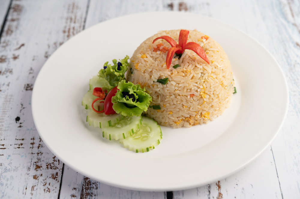 Ilustrasi resep nasi goreng hong kong. (Sumber: Freepik)