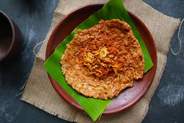 Ilustrasi kerak telor, jajanan khas Jakarta. (Sumber: iStock)