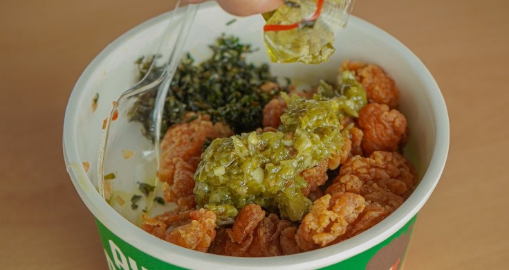 Ilustrasi rekomendasi menu Ayam Dangdut. (Sumber: Instagram.com/@ayamdangdut.id)