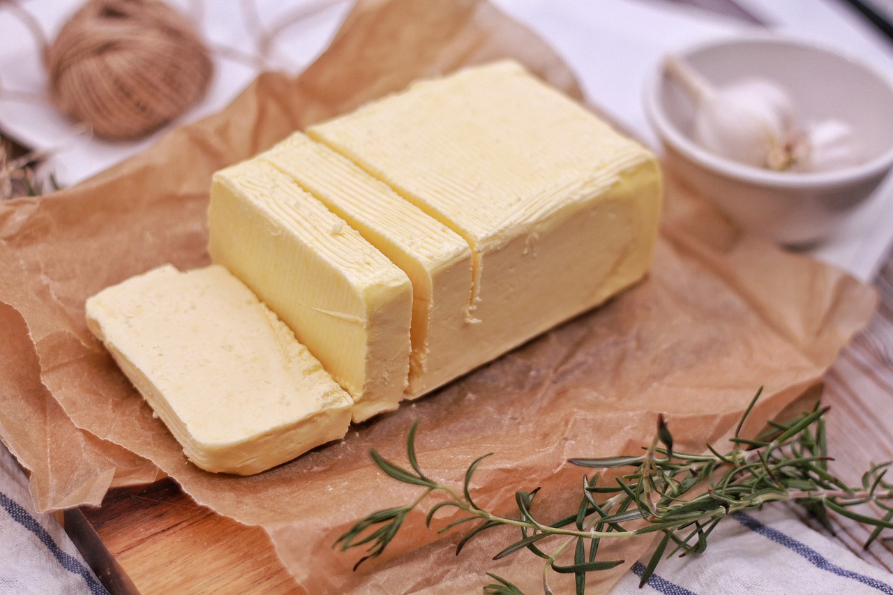 perbedaan margarin dan mentega