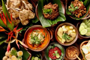 7 Rekomendasi Kota untuk Wisata Kuliner Terbaik, Aduh Jadi Laper!