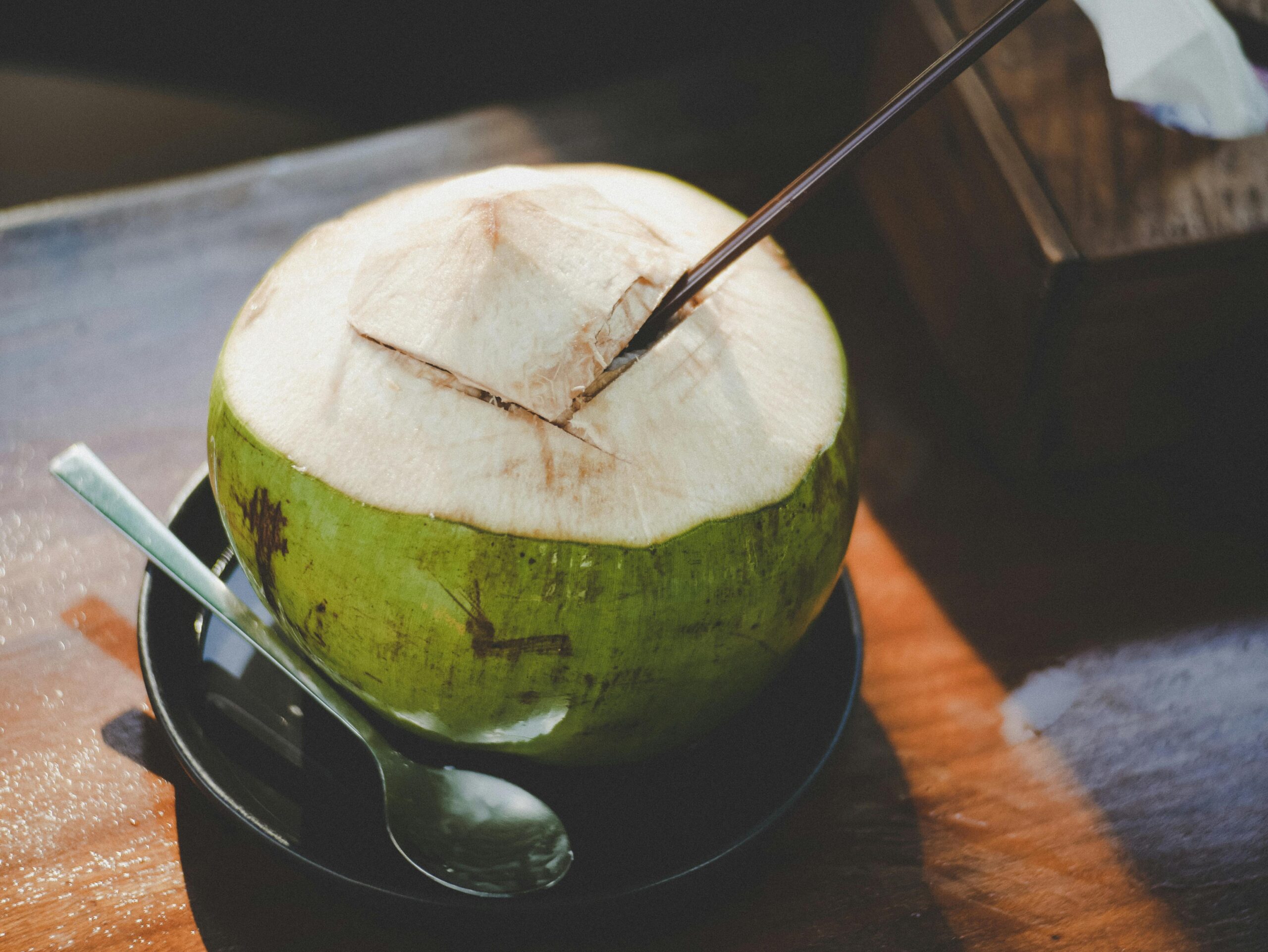manfaat makan daging kelapa